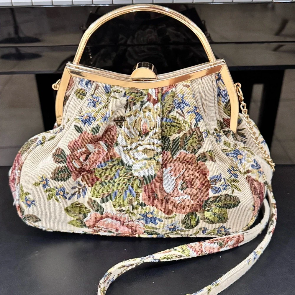 Antik Kraft Vintage Floral Purse - Picture 1 of 5